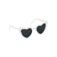 Glasses heart pearls