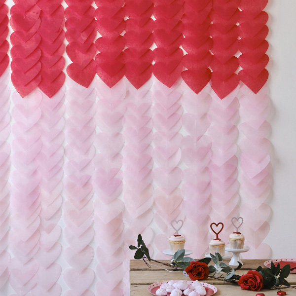 Backdrop paper red hearts